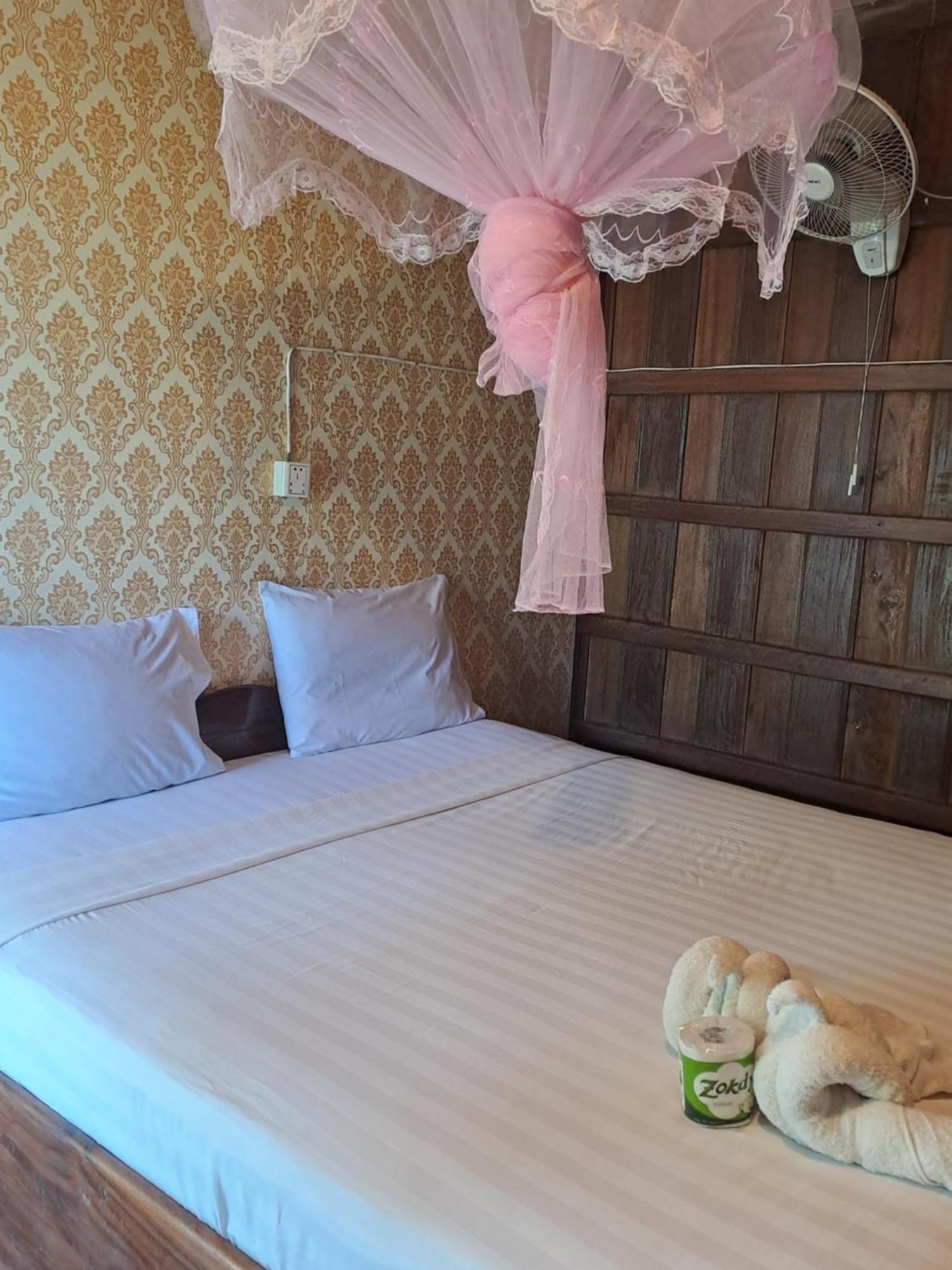 Riverside Bungalow Don Det Room photo